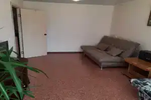 2-komnatnaya na Severo-zapade Apartments, Zlatoust