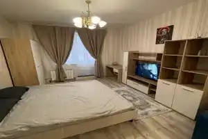 Uyutnaya s krasivym vidom iz okna i udachnym mestoraspolozheniem Apartments, Shchelkovo