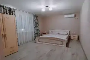 "Voski" Guest house, Pitsunda