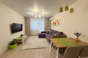 Uyutnaya v elitnom spalnom rayone Apartments