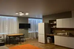 Uyutnaya studiya v tsentre goroda Apartments, Izbarbash