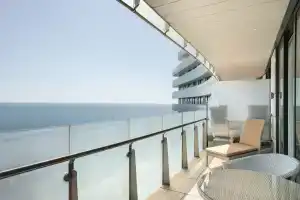 Apartamenty Grand Karat s vidom na more, SPA, basseynom, Sochi