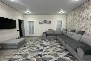 Uyutnaya v tsentre goroda Apartments, Izbarbash