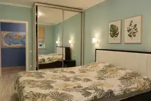 Stilnaya odnushka v Dubovom ryadom s Siti Mollom i Metro Apartments
