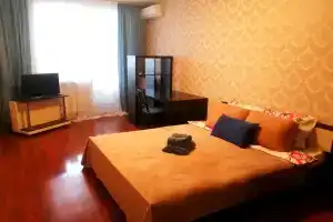 Uyutnaya dvushka u metro Novokosino Apartments, Reutov