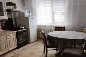 Uyutnaya, prostornaya 2-komnatnaya v tsentre goroda-kurorta Apartments, Yarovoye