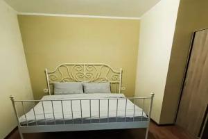 v ZhK Palitra Apartments, Nakhabino