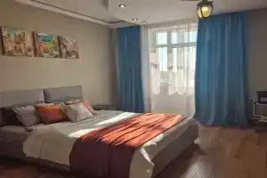 Stilnaya v tsentre goroda s 2 izolirovannymi spalnyami Apartments, Ramenskoe