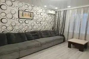 Uyutnyy semeynyy otdyh v kurortnom gorodke Yarovoe Cottage, Yarovoye