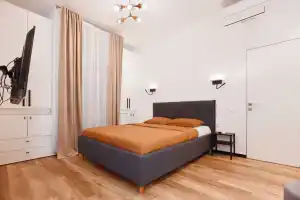 Otlichnaya dlya bolshoy kompanii s sobstvennoy saunoy Apartments, Adler