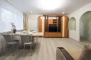 3-komnatnaya Apartments, Vologda