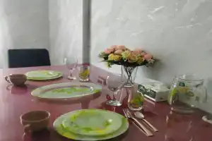 Uyutnyy ugolok Frunze Apartments, Bishkek
