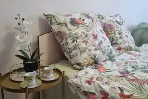 Bolshaya uyutnaya dvushka u avtovokzala. 5 razdelnyh spalnyh mest Apartments, Belgorod