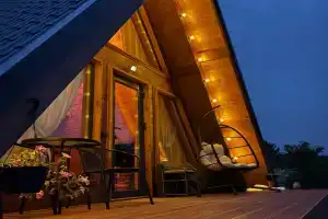 Romanticheskiy afreym domik v 20 minutah ot tsentra Kaliningrada Cottage, Sokolniki