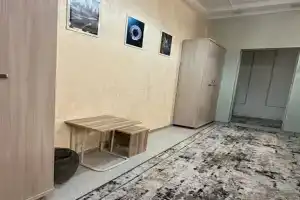 Mnogomestnyy zhenskiy nomer ekonom (dush/tualet obshchiy) Apartments