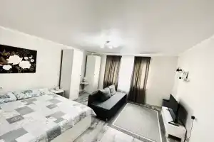 Evrodvushka vozle Soyuza Apartments