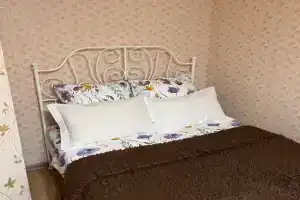 ot hozyaina Apartments, Kostova