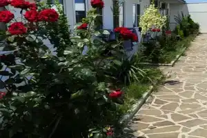 Doma u morya Akvamarin Cottage, Izbarbash