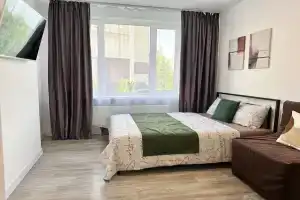 Studiya s otdelnoy kuhney, svezhiy vozduh, ryadom les Apartments, Nakhabino