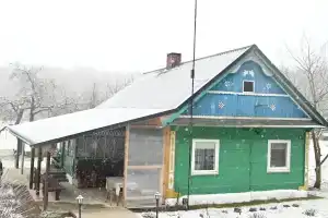 Farm Lesnaya Tishina v Belovezhskoy pushche, Kamieniuki