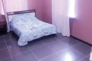 Gostinyy dom sauna na drovah basseyn Cottage, Tula