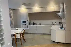 Semeynye apartamenty mechty, Reutov