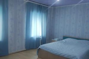 Uyutnaya komnata v chastnom dome Apartments