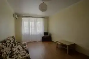 V teni evkalipta Apartments, Agudzera