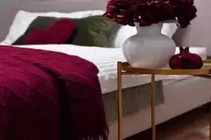 tsveta burgundi -- slovno stranitsa iz Pinterest Apartments, Orekhovo-Zuyevo