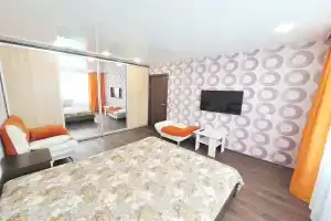 2-komnatnaya Apartments