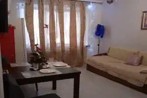 v tsentre goroda u stantsii Apartments, Reutov