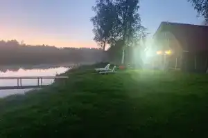 Domik u pruda Cottage, Uleyma