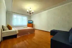 Komfortnaya 2-komnatnaya v 10 minutah peshkom ot metro Apartments, Moscow