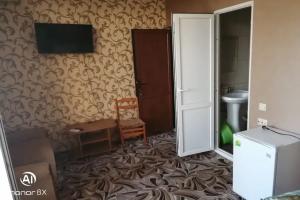 Polina Apartments, Candripsh