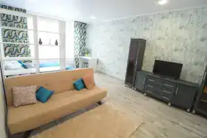 Uyutnaya , horoshiy remont ZhK Furmanova Apartments