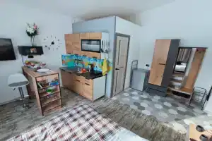Komfortnaya studiya Apartments