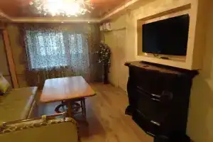 3-komnatnaya Apartments