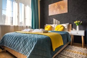 Apartamenty v mikrorayone Volzhskiy-3 u TTs Volzhskiy, gostinichnyy servis