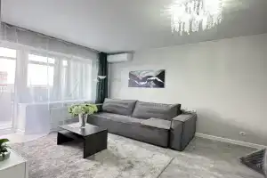 Chistaya novaya vidovaya s shikarnym remontom Apartments, Korolyov