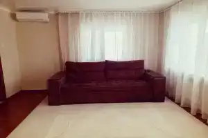 Uyutnyy dom nedaleko ot ozera Cottage, Orenburg