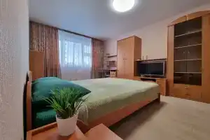 Otlichnaya v tsentre Apartments