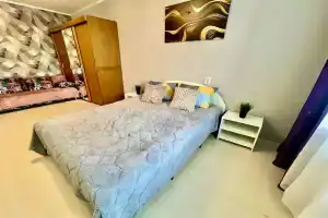 Standart na Esenina 40 Apartments