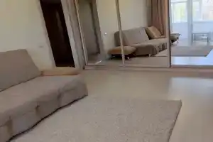 Otlichnaya uyutnaya ryadom tsentralnoy vahtoy i zhd vokzalom Apartments, Nizhnyaya Tura