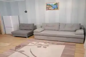 Studiya u goryachego istochnika volna Apartments, Tyumen