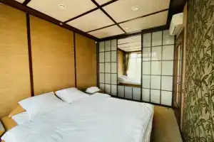 Kayuta Apartamenty 2-h komnatnye 2-ya paluba, Bor