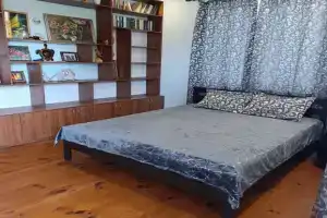 Nomer lyuks so svoey kuhney i san. uzlom Apartments, Berdyansk