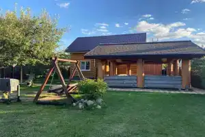 Dom na beregu Volgi Cottage, Kostroma