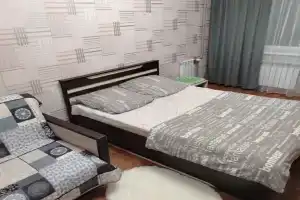 v novom dome Apartments, Klintsi