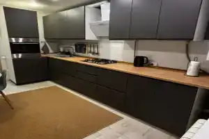 Odnokomnatnaya u Volgi, Komfort Apartments