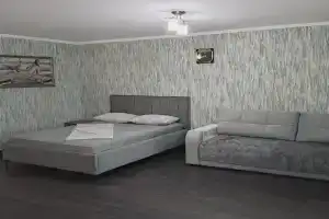 Shikarnaya studiya v tsentre goroda Apartments, Bugulma